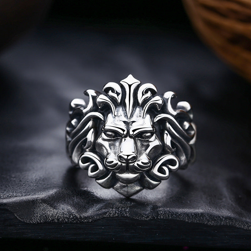 Bague de mode vintage à tête de lion agressive