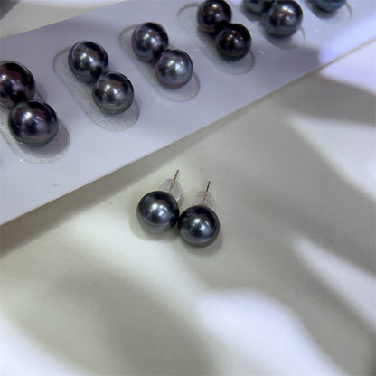 Fashion Sea Pearls Stud Earrings