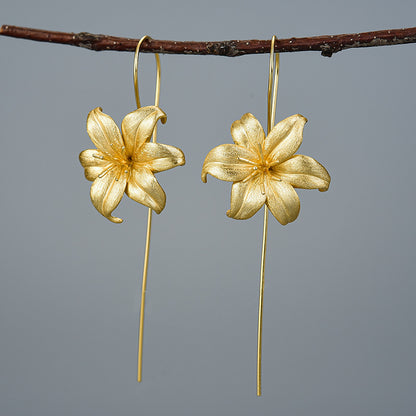 Female lily sterling silver S925 earrings