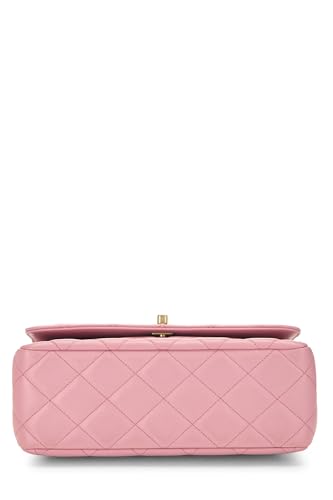 Chanel, Petit sac à main rectangulaire en cuir d'agneau matelassé rose d'occasion, rose