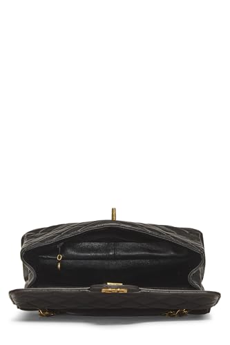 Chanel, sac à rabat classique double face en cuir d'agneau matelassé noir de taille moyenne, noir