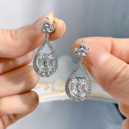 European And American Entry Lux Temperament 925 Silver High Carbon Rhinestone Earrings