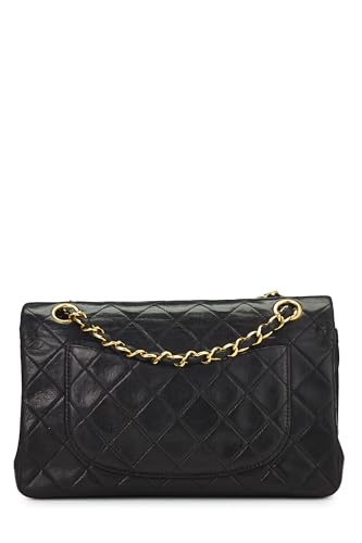 Chanel, sac à main classique à double rabat en cuir d'agneau matelassé noir, petit modèle, noir