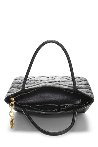 Chanel, sac fourre-tout matelassé noir à médaillon en caviar d'occasion, noir