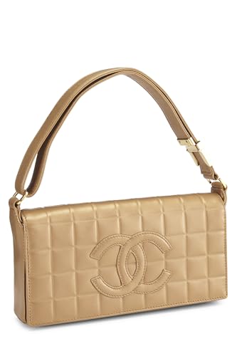 Chanel, Bolso de hombro mediano con barra de chocolate de cuero dorado Pre-Loved, Dorado