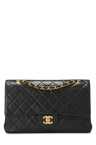 Chanel, sac à main classique à double rabat en cuir d'agneau matelassé noir de taille moyenne, noir