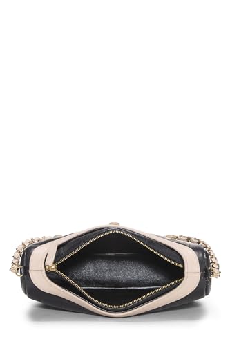 Chanel, sac à bandoulière en cuir de veau matelassé noir d'occasion, noir