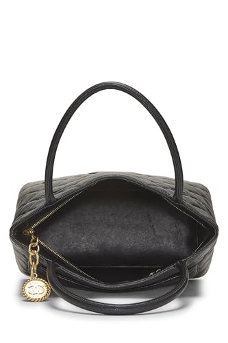 Chanel, Bolso tote con medallón de caviar acolchado negro Pre-Loved, Negro