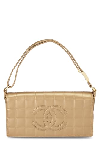 Chanel, Bolso de hombro mediano con barra de chocolate de cuero dorado Pre-Loved, Dorado