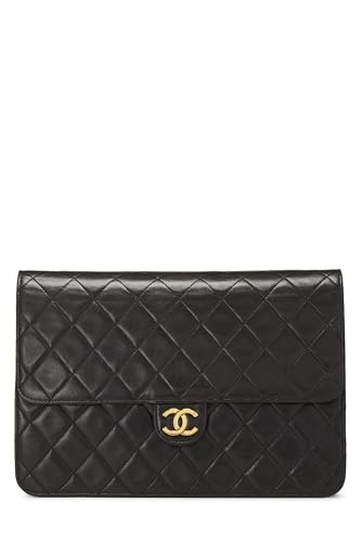 Chanel, sac à rabat matelassé en cuir d'agneau noir de taille moyenne, d'occasion, noir