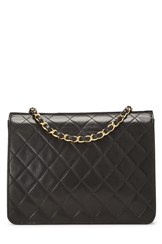 Chanel, Petit sac à rabat en cuir d'agneau matelassé noir d'occasion, noir