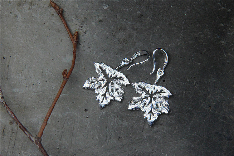 S925 vegan silver simple earrings femininity maple leaf