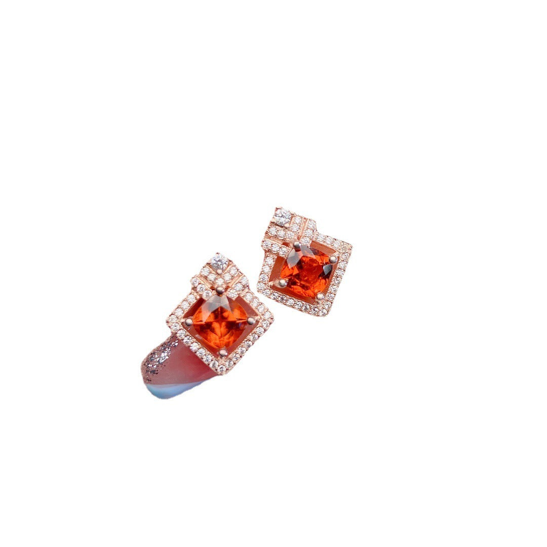 S925 Silver Jewelry Garnet Stud Earrings