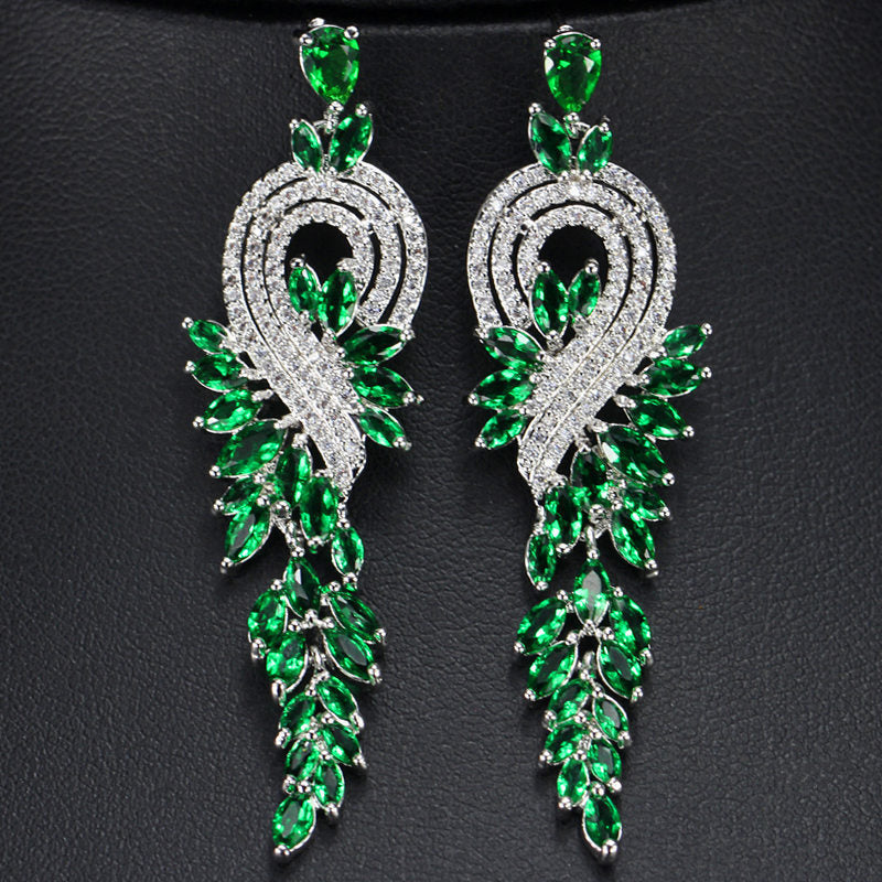 Boucles d'oreilles à pampilles longues plaquées or 18 carats Boucles d'oreilles en diamant émaillé zircon AAA