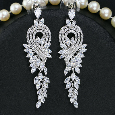 Boucles d'oreilles à pampilles longues plaquées or 18 carats Boucles d'oreilles en diamant émaillé zircon AAA