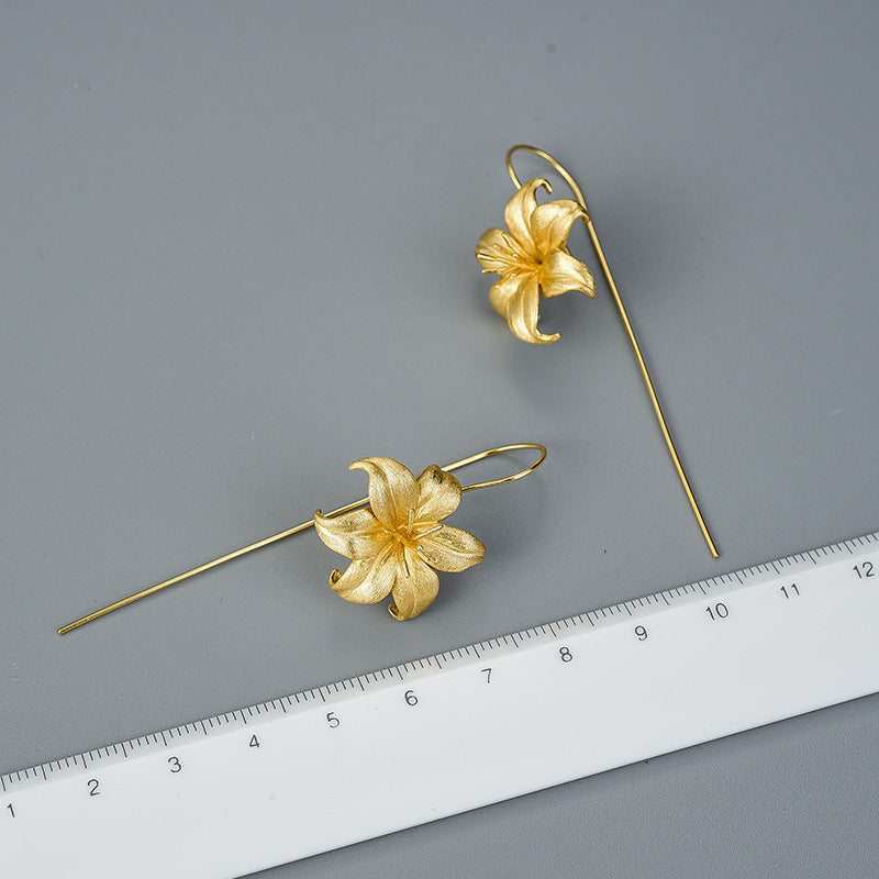 Female lily sterling silver S925 earrings