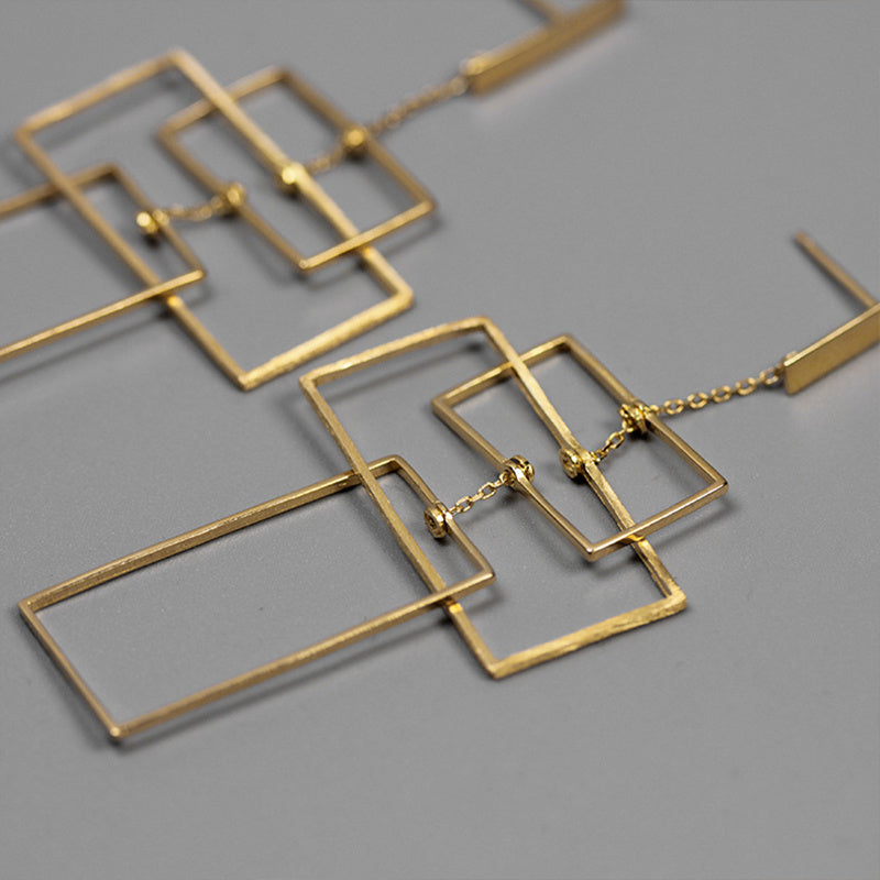 Three-dimensional square earrings