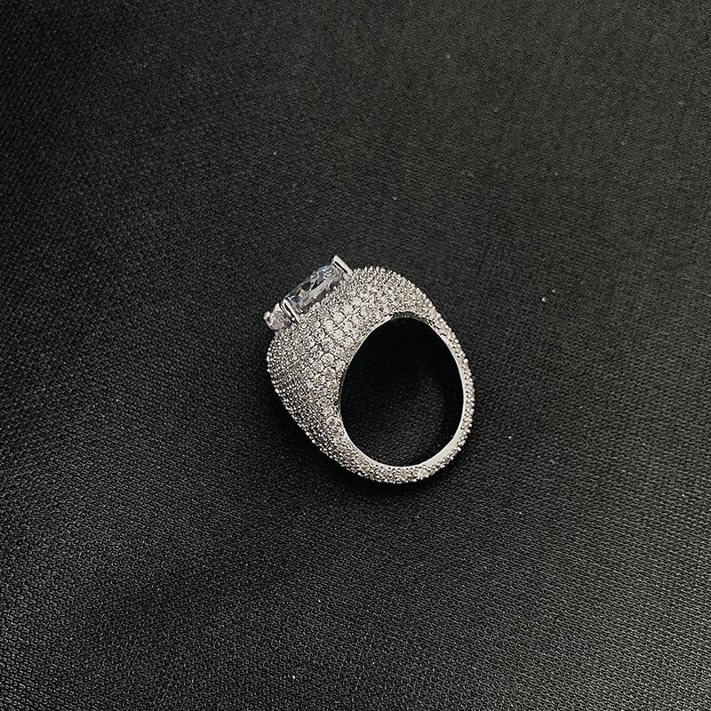 Geometric Minimalist And Fashionable Zircon Ring