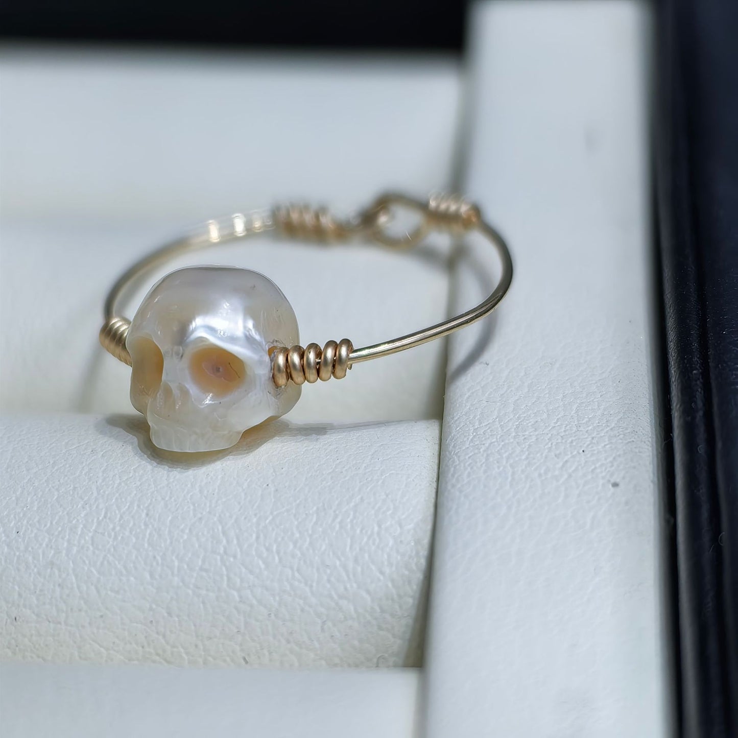 8-9mm Natural Freshwater Carved Pearl Advanced Skull European And American 14k Bag Gold Ring