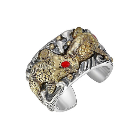 Anillo ancho con personalidad de Koi para hombre en plata de ley