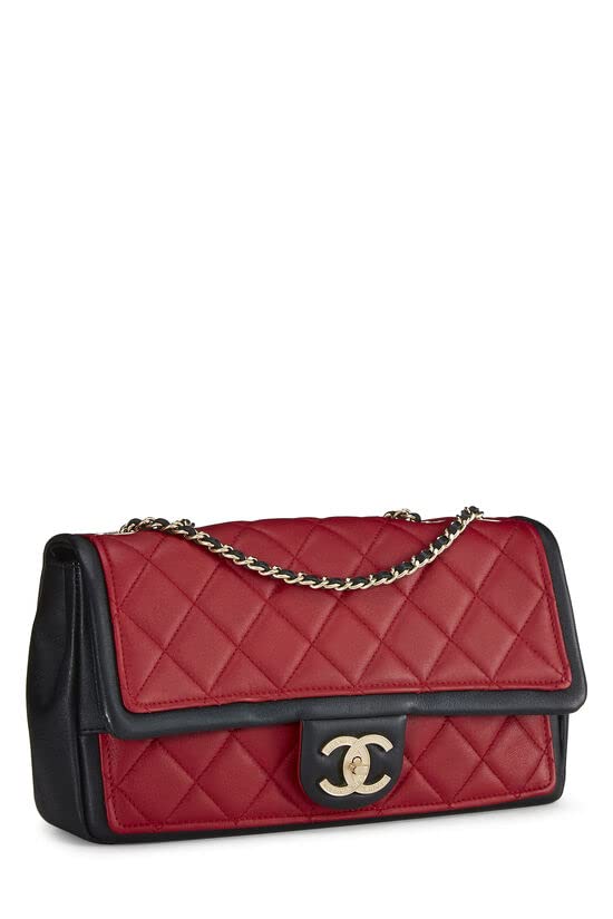 CHANEL, Sac à rabat graphique en cuir d'agneau matelassé rouge et noir d'occasion, taille M, rouge