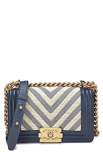 Chanel, petit sac Boy tissé bleu à chevrons d'occasion, bleu