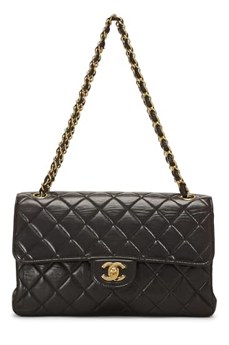 Chanel, sac à rabat classique double face en cuir d'agneau matelassé noir de taille moyenne, noir