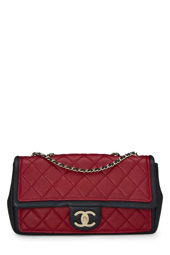 CHANEL, Sac à rabat graphique en cuir d'agneau matelassé rouge et noir d'occasion, taille M, rouge