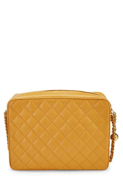 CHANEL, Bolso grande para cámara con bolsillo de caviar acolchado amarillo Pre-Loved, Amarillo