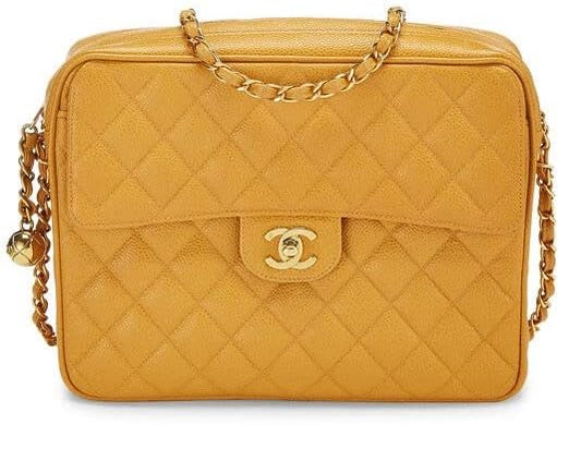 CHANEL, Bolso grande para cámara con bolsillo de caviar acolchado amarillo Pre-Loved, Amarillo