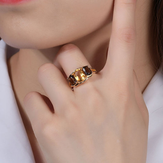 Bague en citrine avec pierres précieuses de couleur naturelle