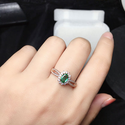 Fashion Personality Ladies Natural Emerald Ring