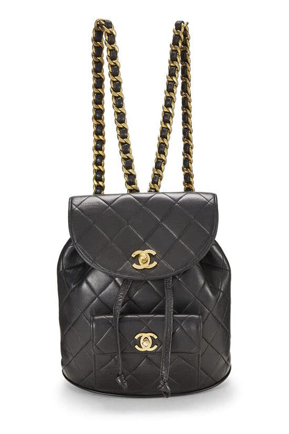 CHANEL, Sac à dos classique « CC » en cuir d'agneau matelassé noir, taille moyenne, d'occasion, noir