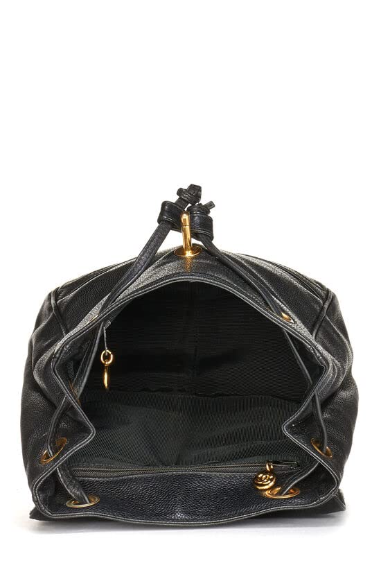 CHANEL, Mochila mediana Pre-Loved Black Caviar 3 'CC', Negro