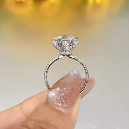 Bague Reine des glaces en moissanite pour femme