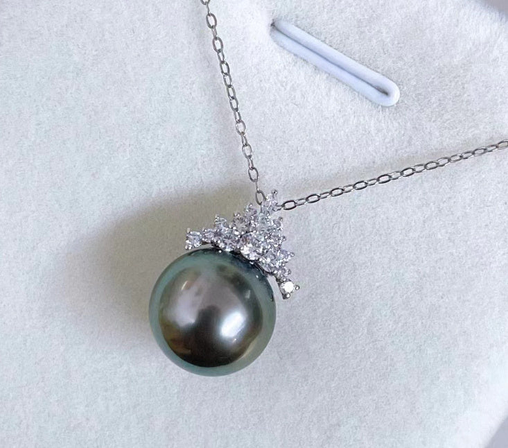 Black Pearl Pendant S925 Silver Ice Queen Perfect Circle Strong Light Sea Pearls Necklace