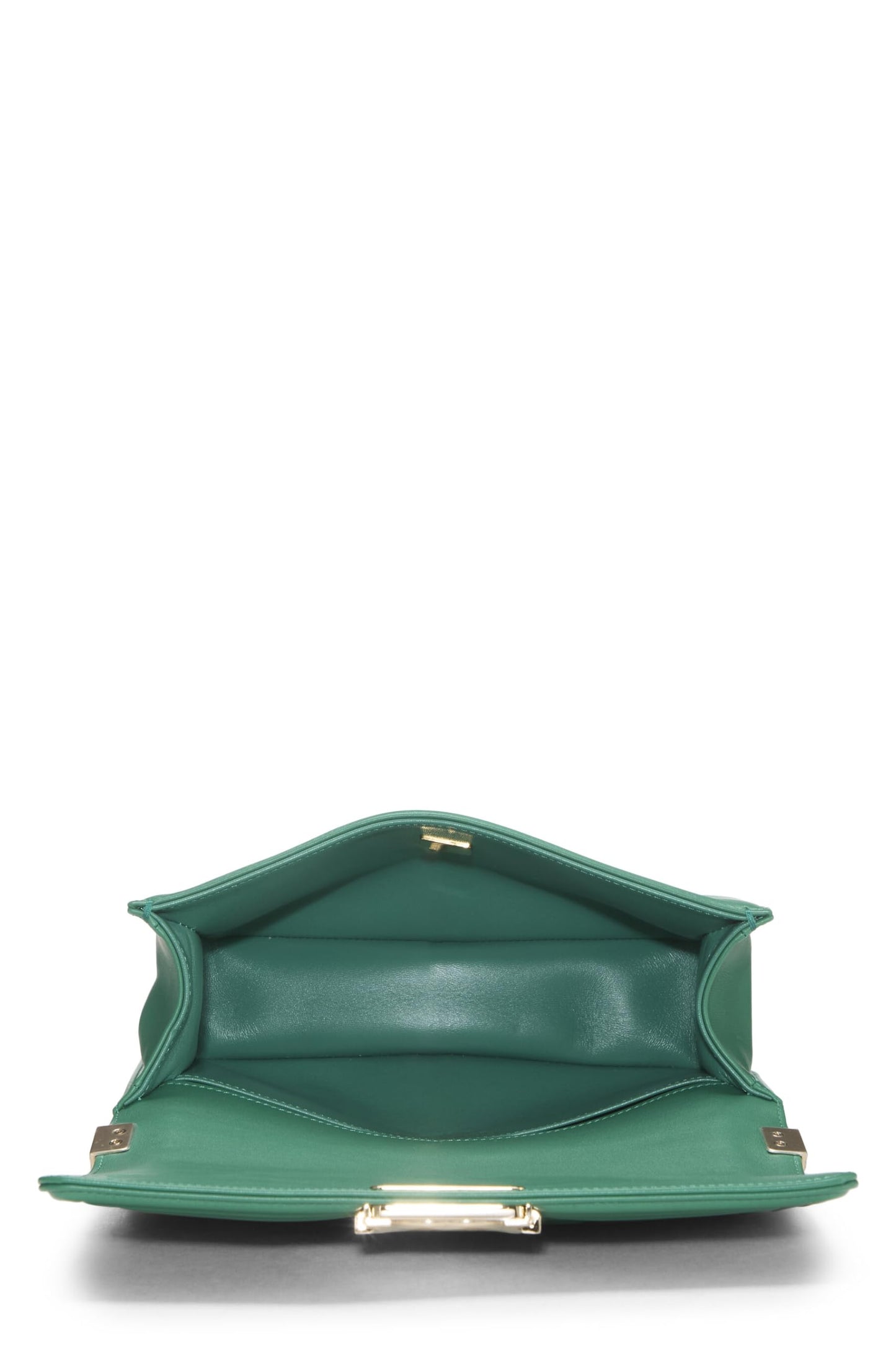 Chanel, sac Boy en cuir d'agneau matelassé vert, taille moyenne, d'occasion