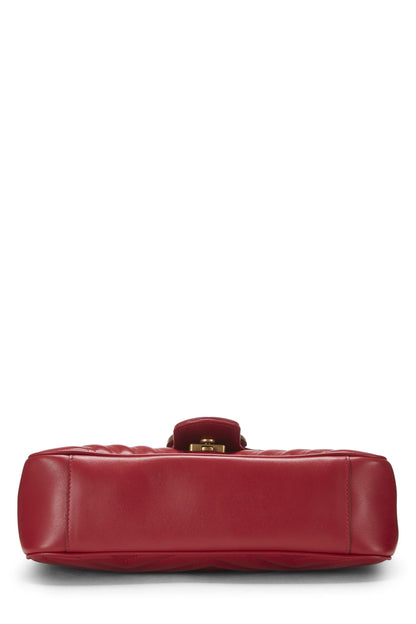 Gucci, sac à bandoulière GG Marmont Matelassé en cuir rouge d'occasion, petit modèle, rouge