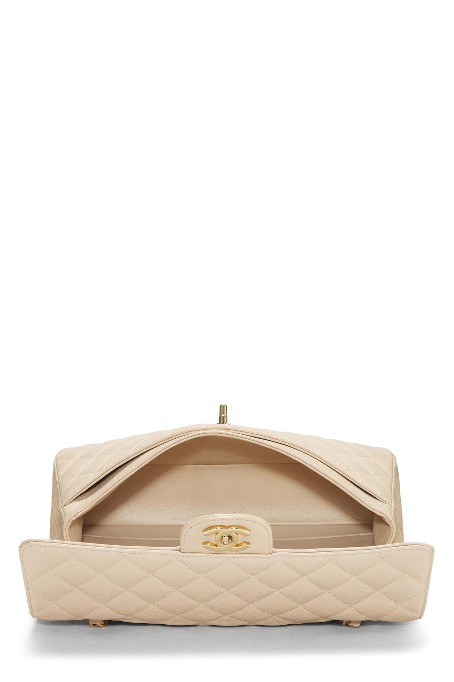 Chanel, sac à rabat double classique matelassé beige caviar d'occasion, taille M, beige