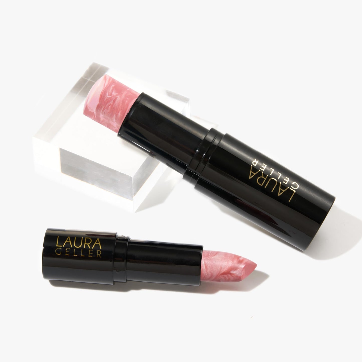 LAURA GELLER NEW YORK Dúo Italian Marble (2 piezas): lápiz labial hidratante Italian Marble, Berry Vanilla + rubor en barra Italian Marble, Pink Fiore