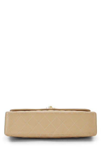 Chanel, sac à rabat double en cuir d'agneau matelassé beige d'occasion, édition limitée, taille M, beige