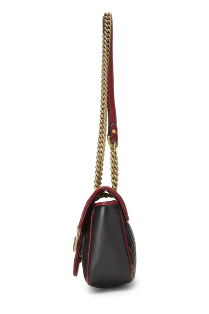 Gucci, sac à bandoulière Torchon Marmont en cuir noir d'occasion, petit modèle, noir