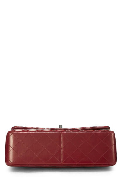 Chanel, Piel de cordero acolchada roja Pre-Loved New Classic Jumbo con doble solapa, Rojo