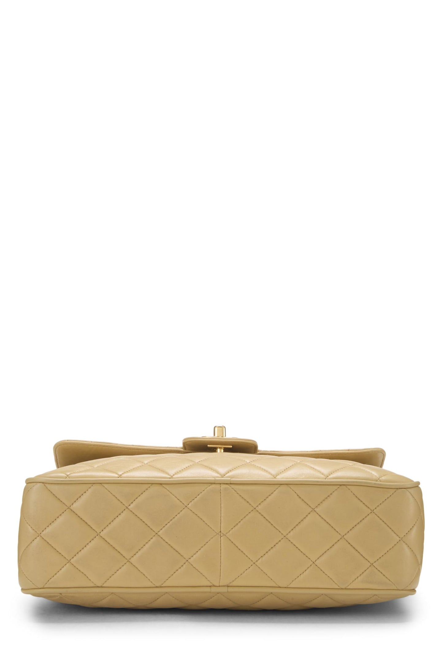 Chanel, sac à main de poche en cuir d'agneau matelassé beige, grand modèle, beige