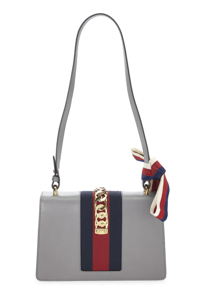 Gucci, petit sac bandoulière Sylvie en cuir gris d'occasion, gris