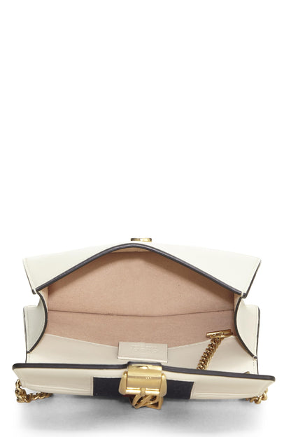 Gucci, Mini cadena Sylvie con tribanda de cuero blanco Pre-Loved, Blanco