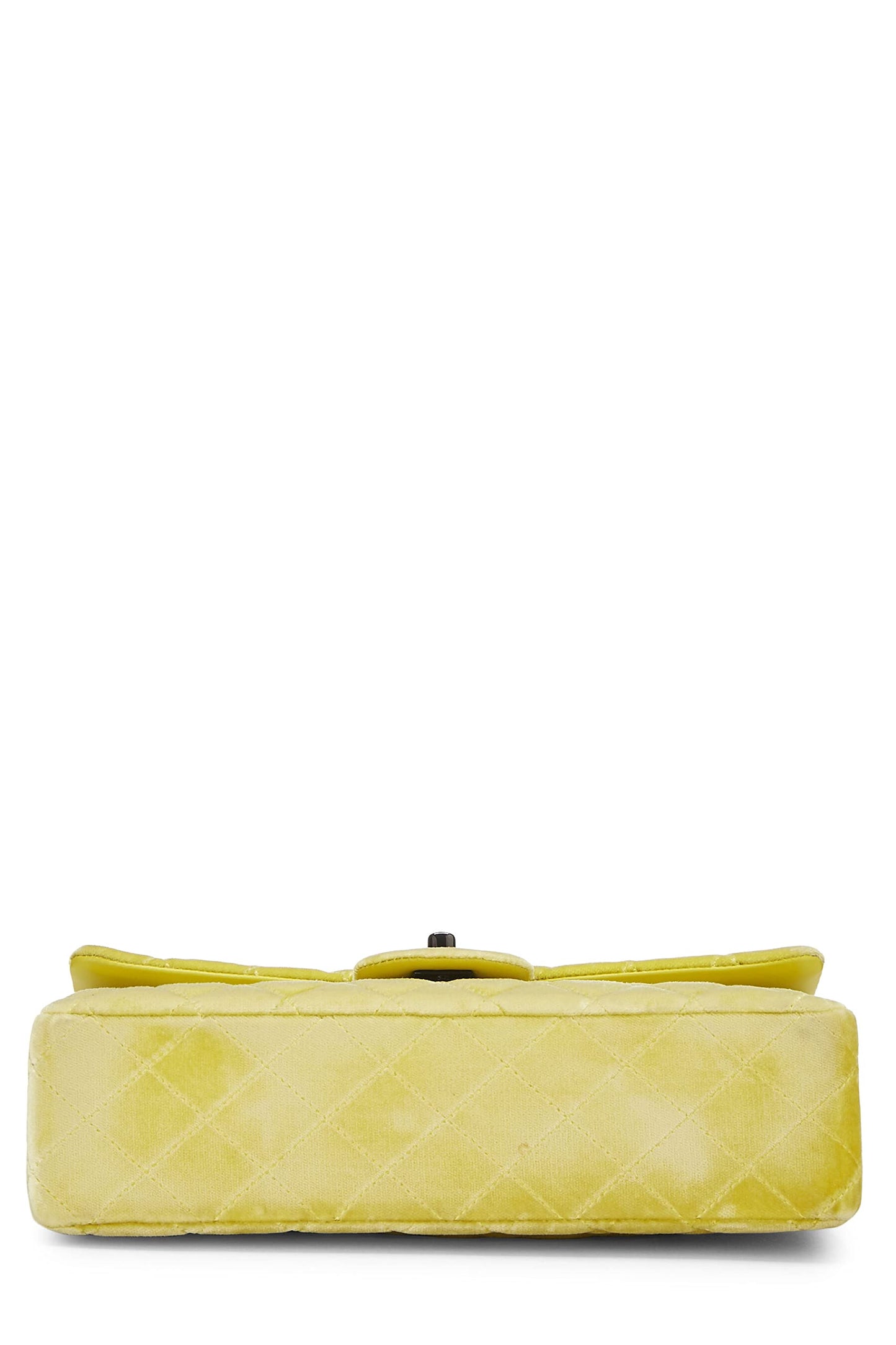 Chanel, sac à rabat double classique en velours matelassé jaune d'occasion, taille M, jaune