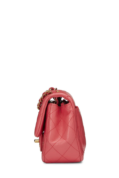 Chanel, Mini porte-monnaie rectangulaire Lucky Charm en cuir d'agneau rose d'occasion, rose