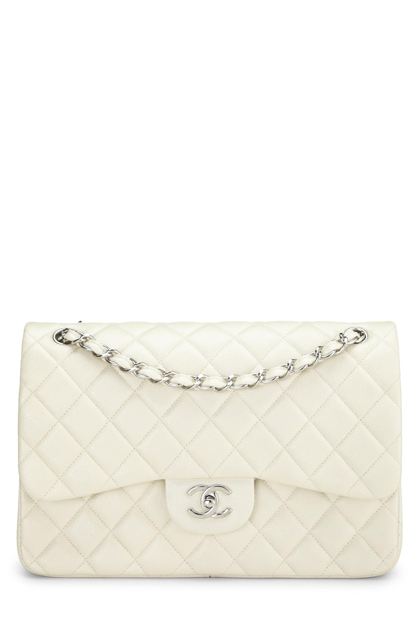 Chanel, Caviar acolchado blanco Pre-Loved New Classic Jumbo con doble solapa, Blanco