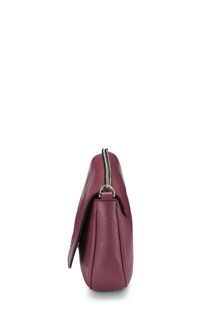 Gucci, sac à bandoulière à rabat avec chaîne Soho en cuir grainé violet d'occasion, violet